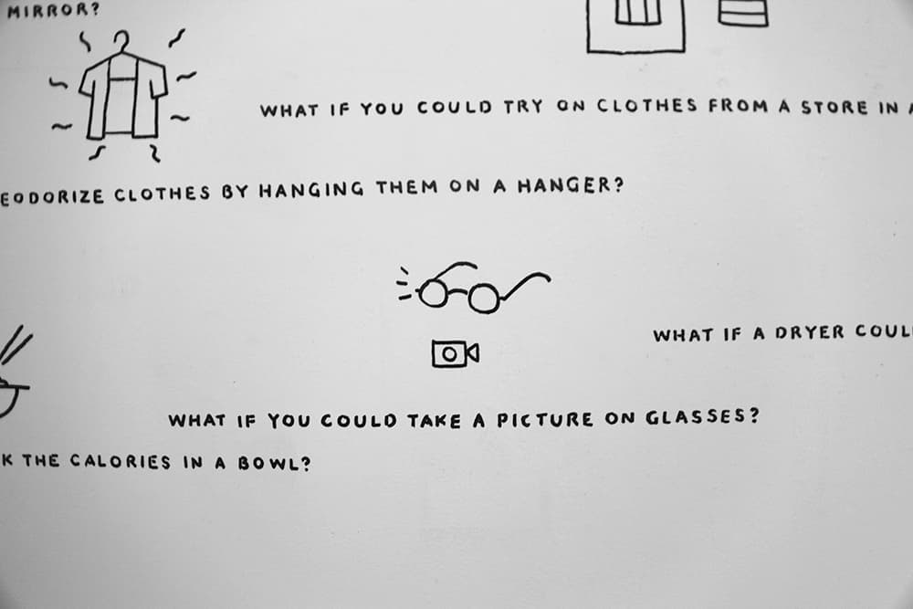 archive-glasses.webp